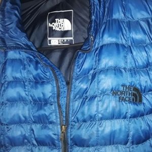 The North Face Quilted Thermoball Puffer Jacket L